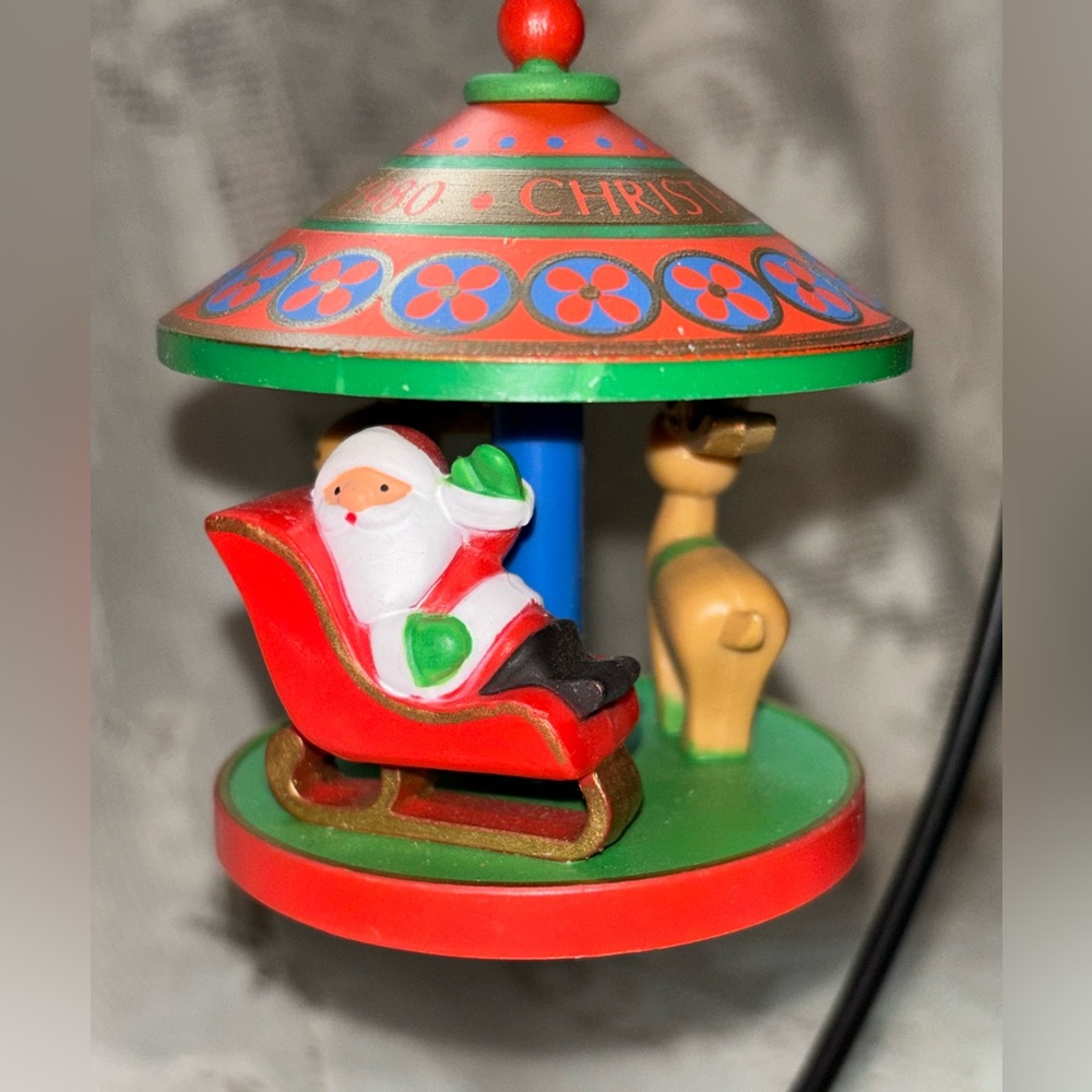 Hallmark Christmas carousel 1980